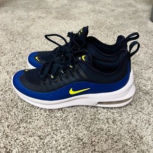 NEW Nike Air Max Boys Sneakers